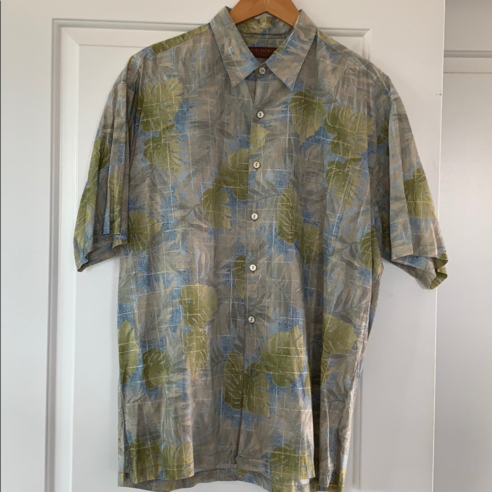 Tori Richard Aloha shirt